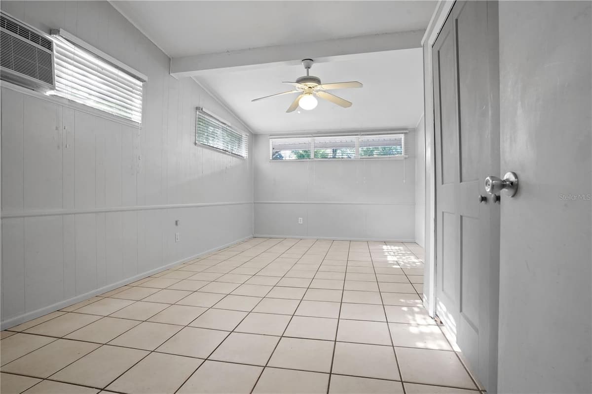 2610 SAND LAKE ROAD — photo 16 of 42