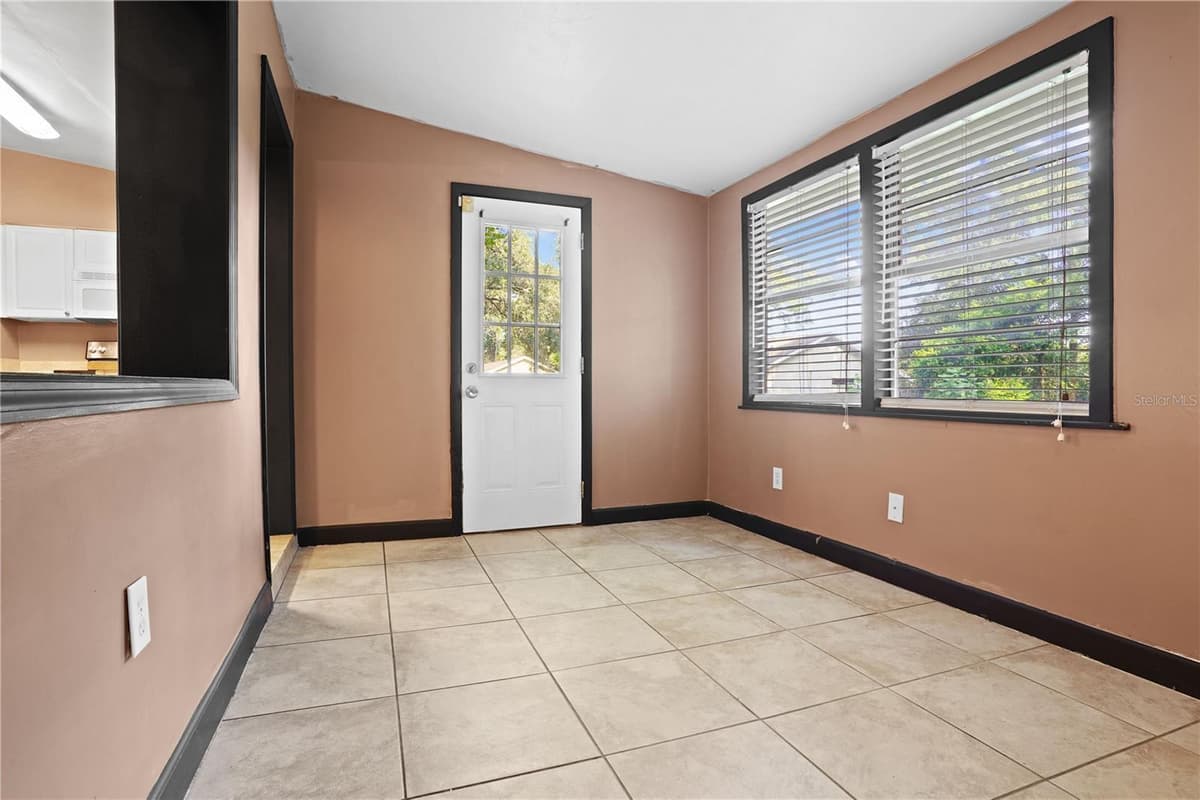 2610 SAND LAKE ROAD — photo 15 of 42