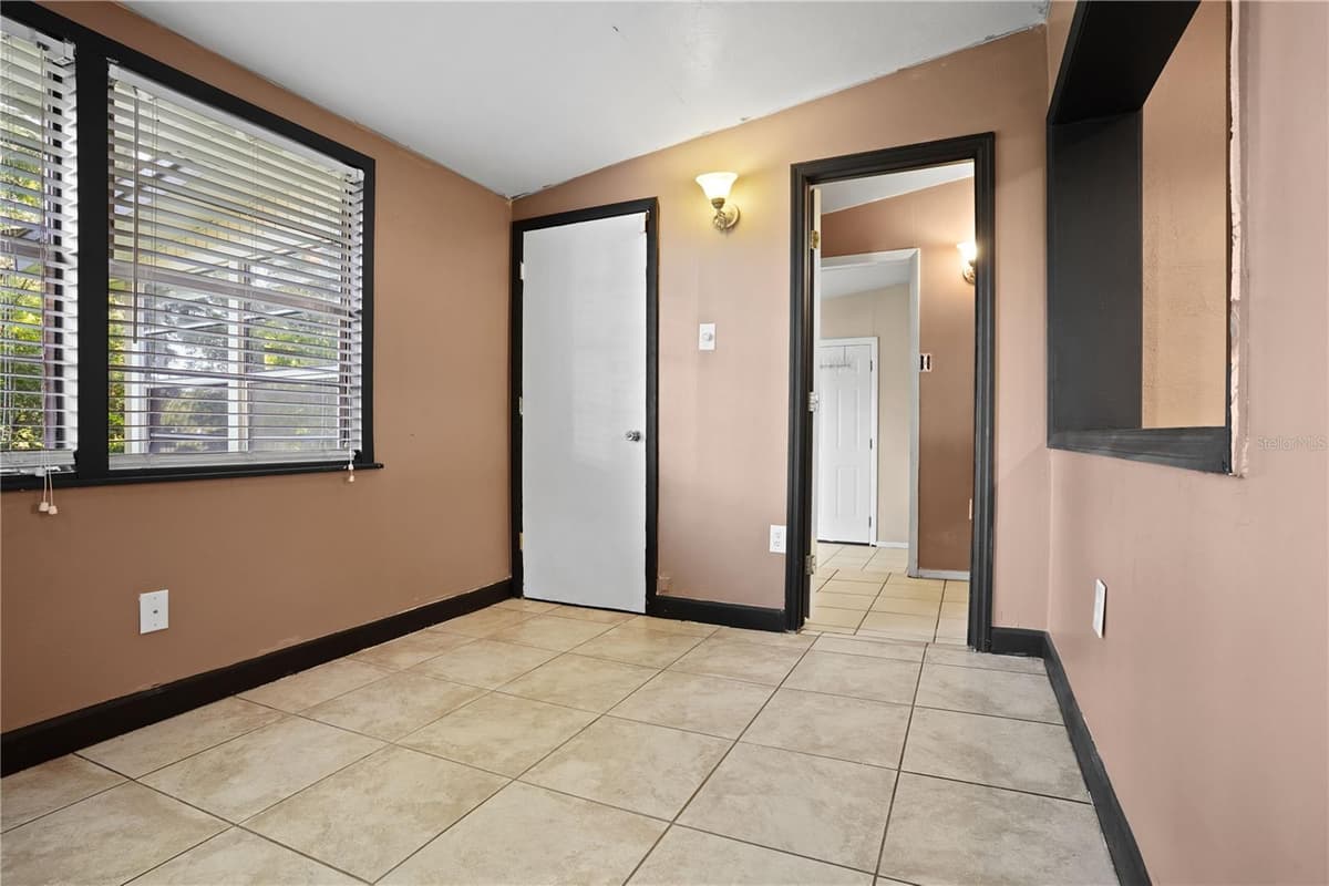 2610 SAND LAKE ROAD — photo 14 of 42