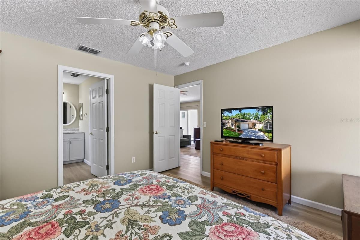 4224 SNOWDON STREET — photo 17 of 42