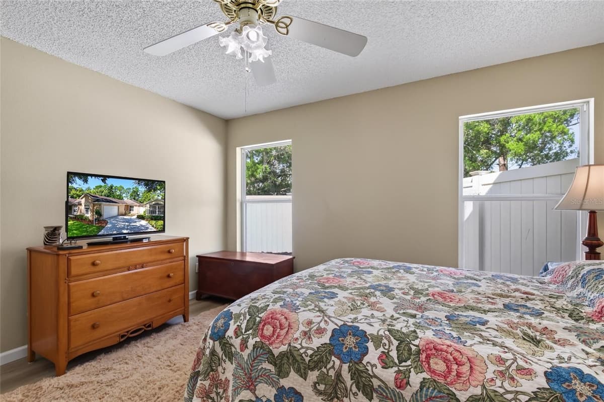 4224 SNOWDON STREET — photo 16 of 42