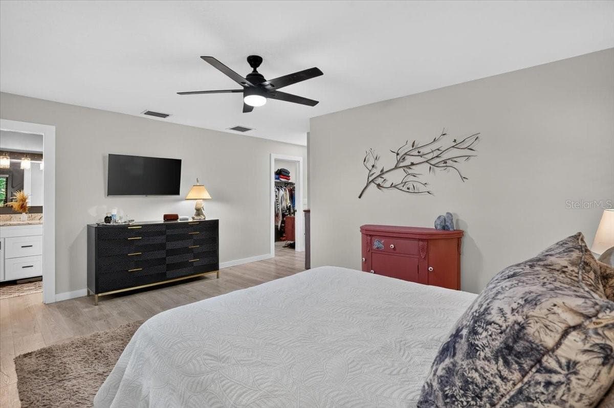 7204 13TH AVENUE — photo 31 of 52