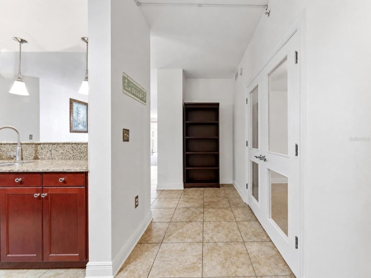 628 CLEVELAND STREET — photo 13 of 47
