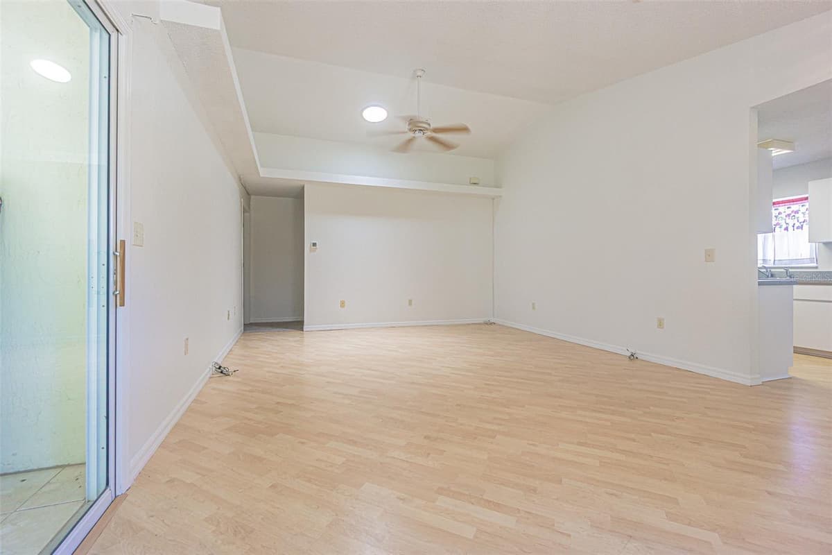 8157 STURBRIDGE COURT — photo 5 of 20