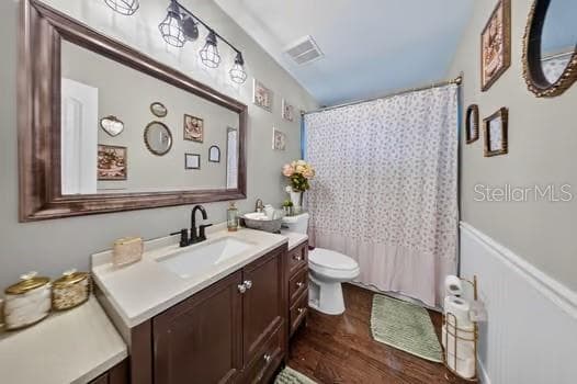 716 LEFFINGWELL AVENUE — photo 14 of 26