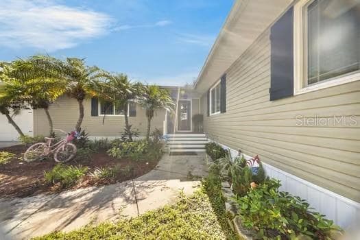 716 LEFFINGWELL AVENUE — photo 4 of 26