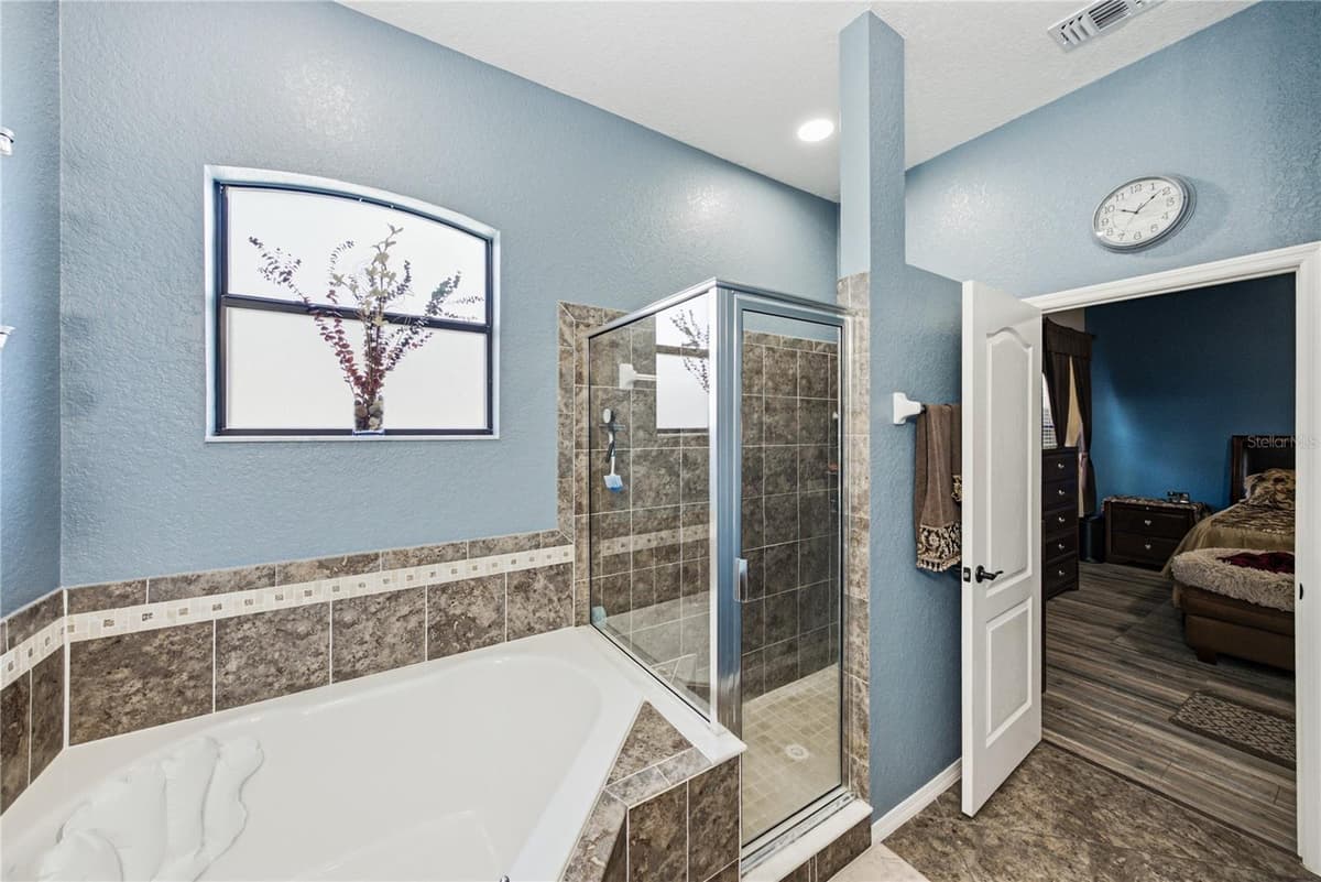 1236 EVERGREEN PARK CIRCLE — photo 42 of 79