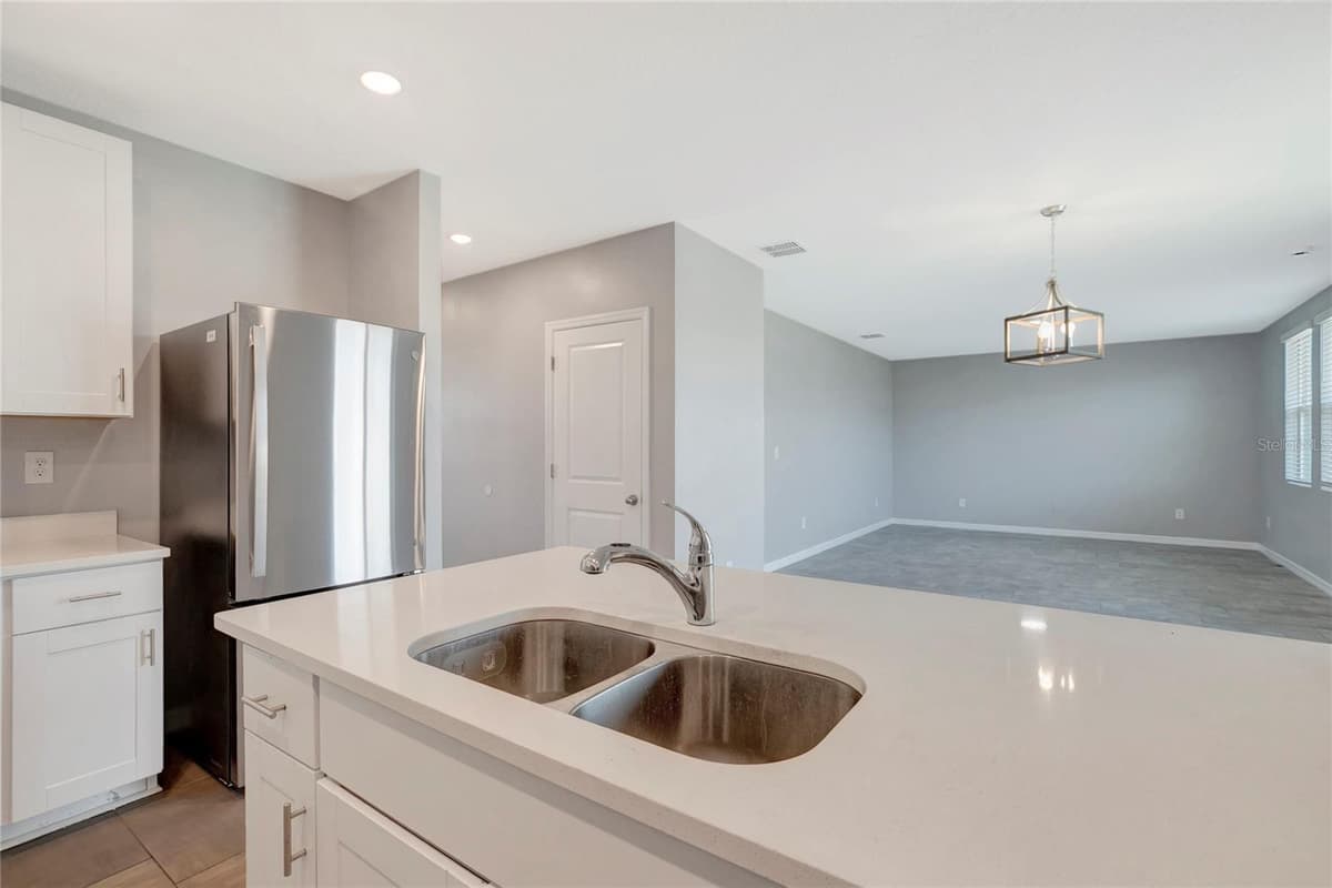 38689 HARLOW ROSE DRIVE — photo 16 of 49