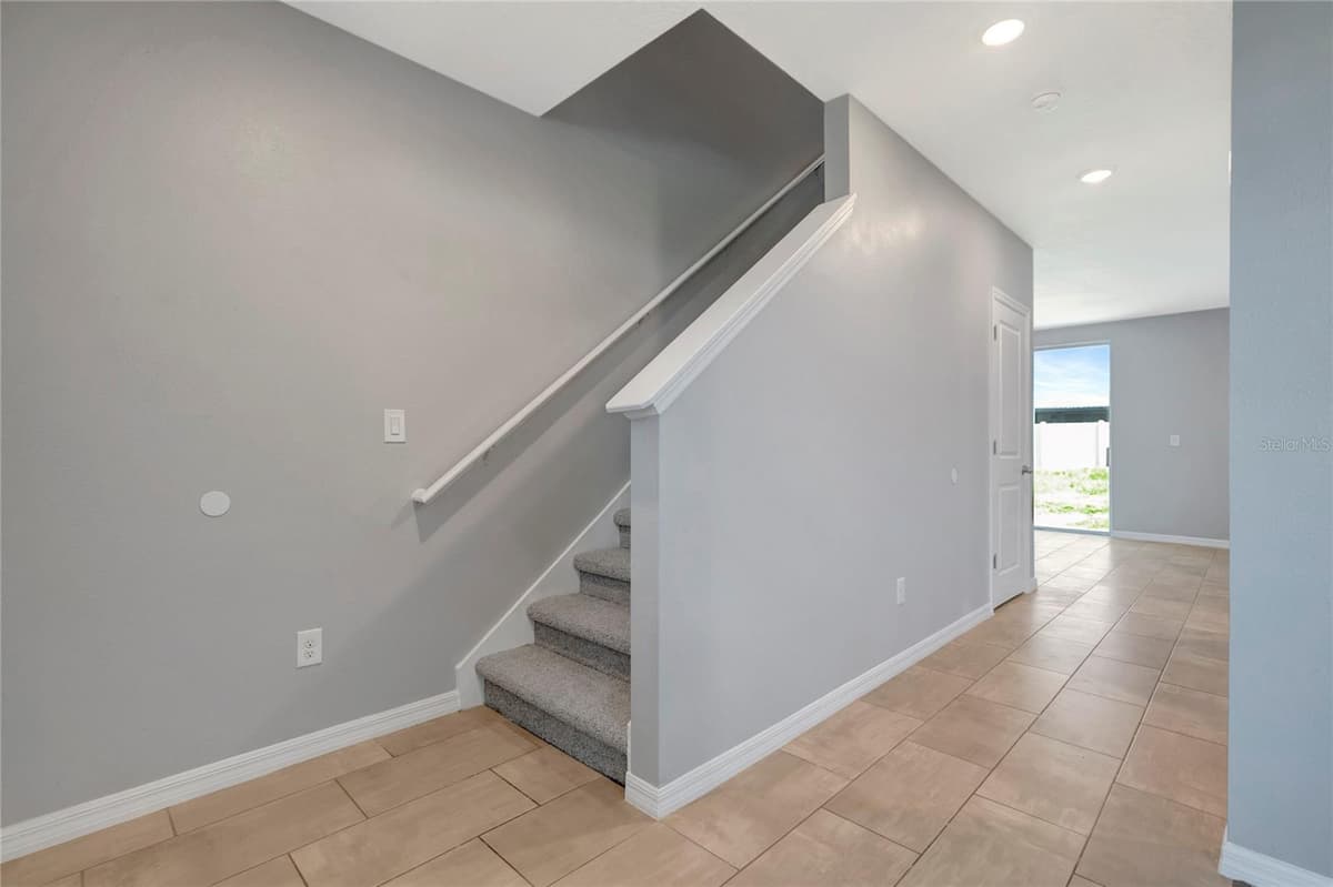 38689 HARLOW ROSE DRIVE — photo 9 of 49