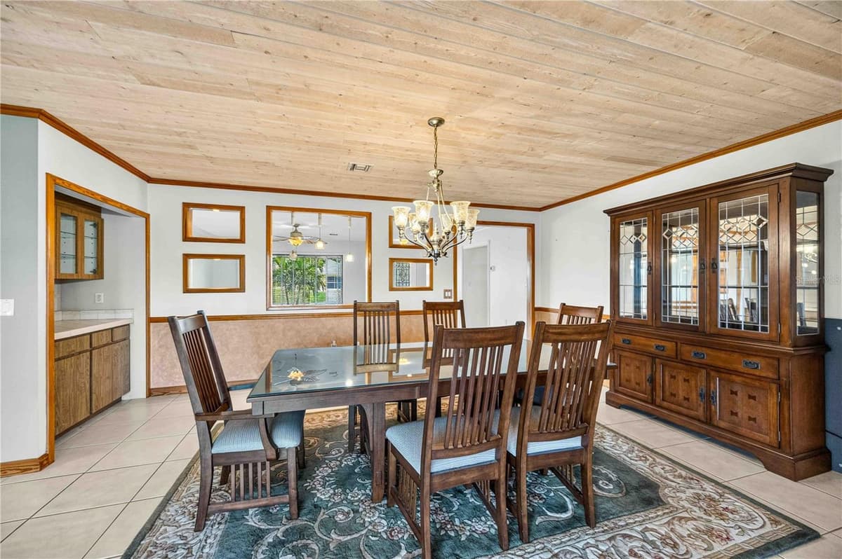 166 MARK TWAIN LANE — photo 13 of 62