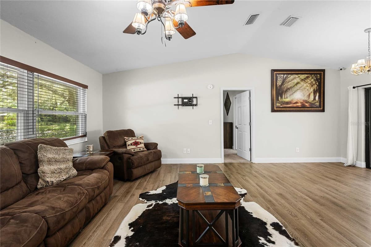 2423 FORREST CREST CIR — photo 15 of 45