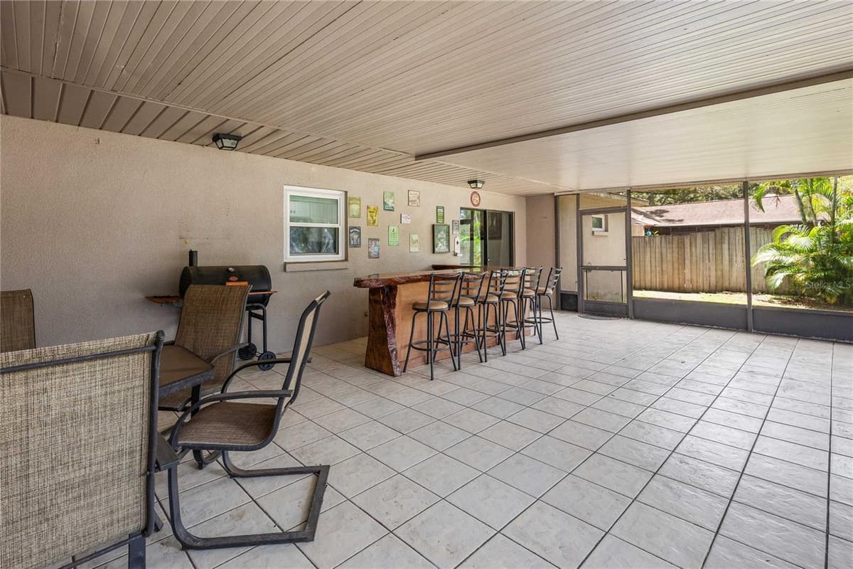 2423 FORREST CREST CIR — photo 10 of 45