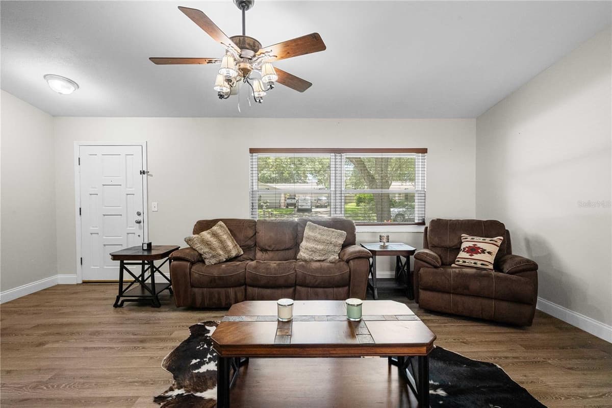 2423 FORREST CREST CIR — photo 17 of 45