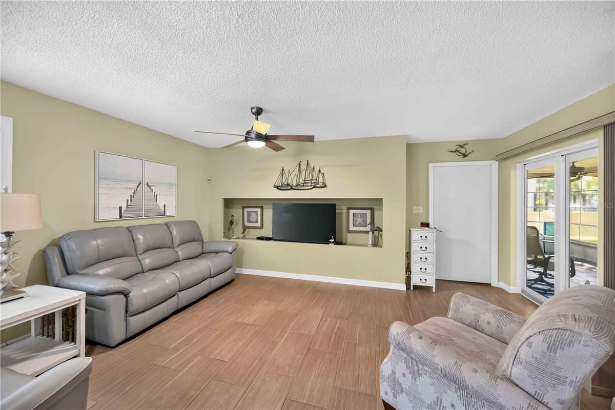 3505 45TH STREET — photo 10 of 29