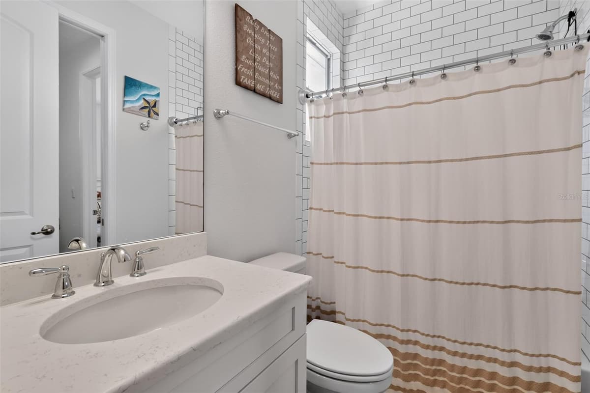 652 KENNETH WAY — photo 36 of 48