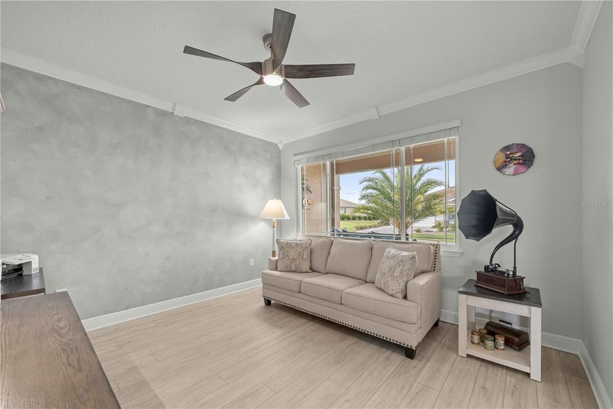 8138 92ND CIRCLE — photo 10 of 34