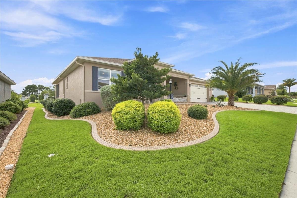 8138 92ND CIRCLE — photo 3 of 34