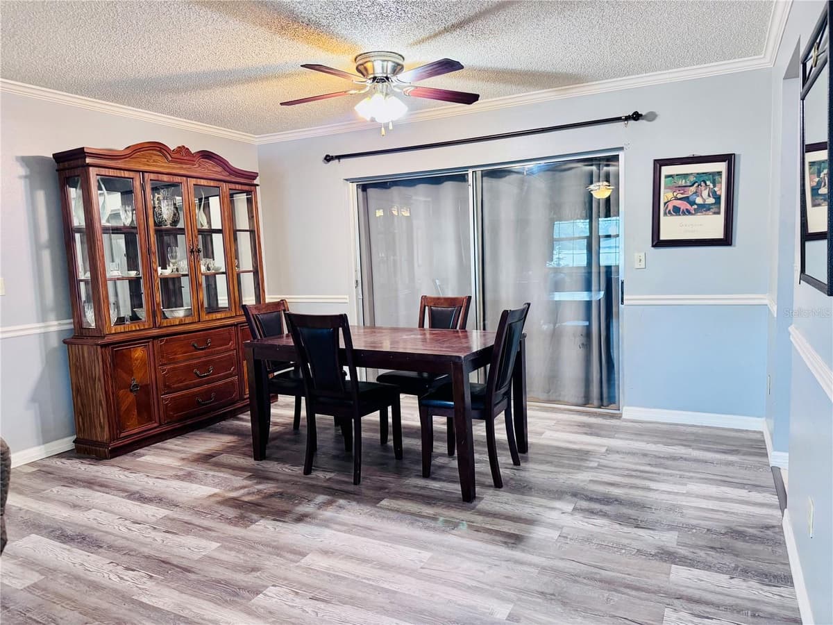 12358 ELGIN BOULEVARD — photo 3 of 17