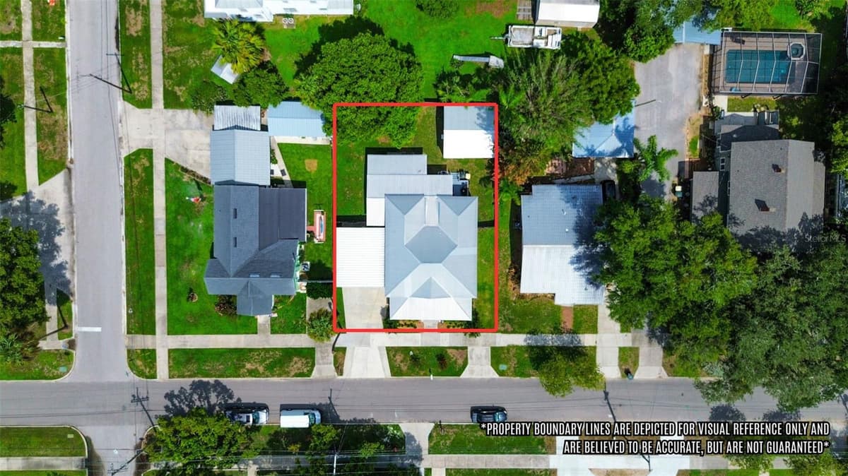 520 JACKSON AVENUE — photo 13 of 56