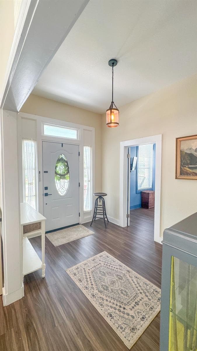 520 JACKSON AVENUE — photo 4 of 56
