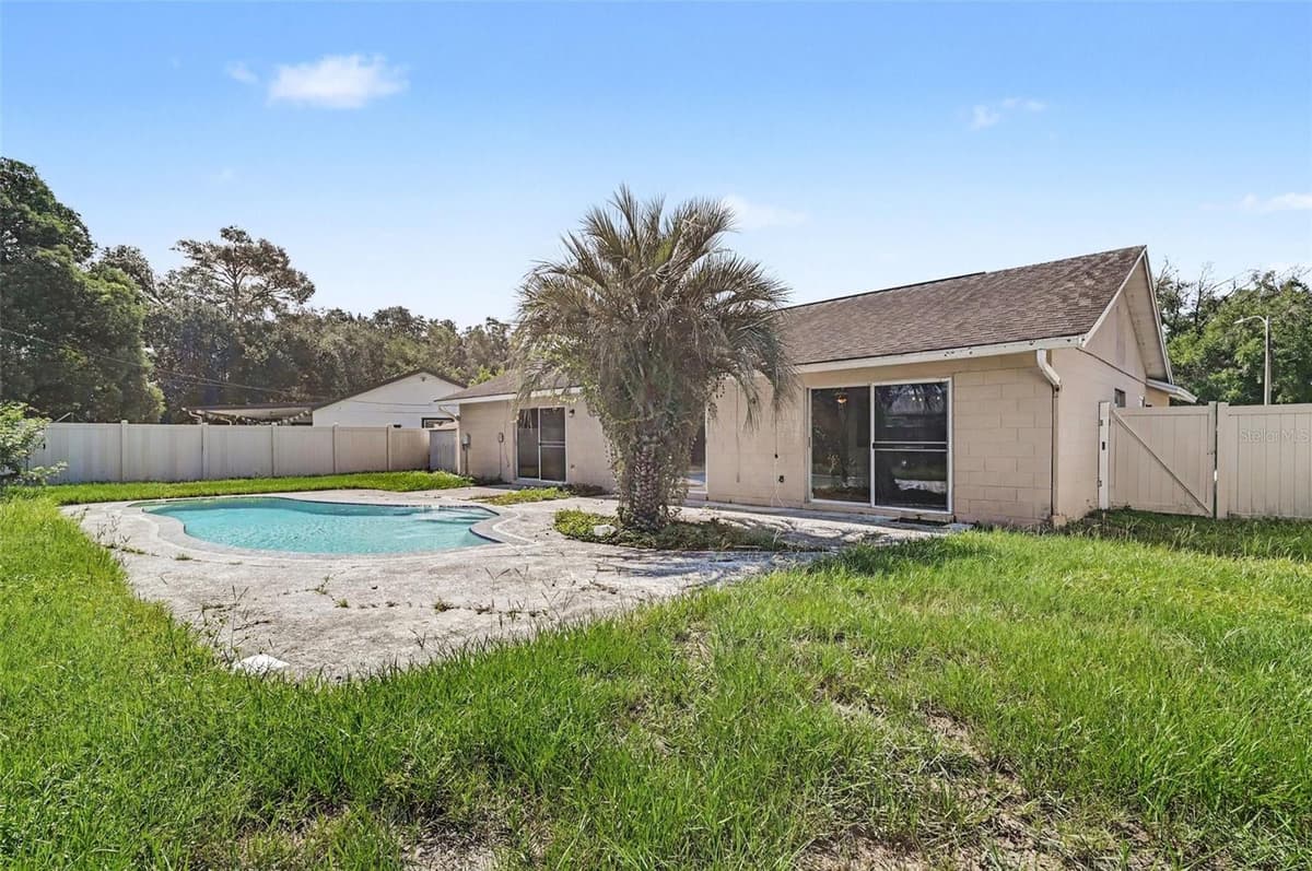 510 WAVECREST DRIVE — photo 27 of 29