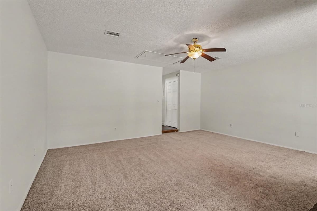 510 WAVECREST DRIVE — photo 11 of 29