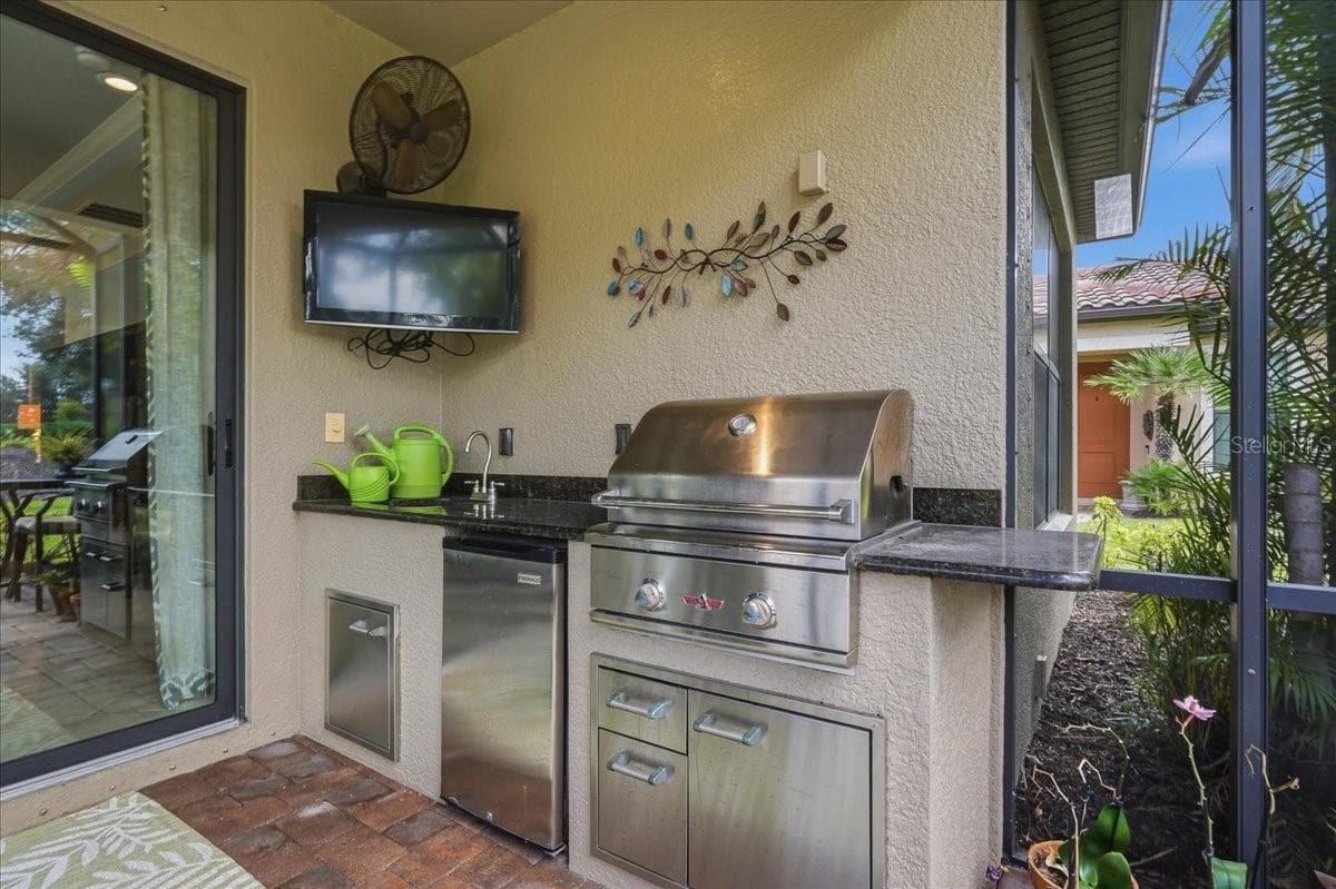 13214 TORRESINA TERRACE — photo 12 of 66