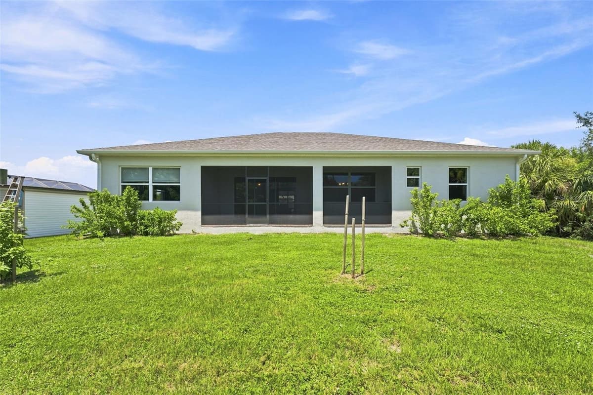 14193 FORT MYERS AVENUE — photo 23 of 25