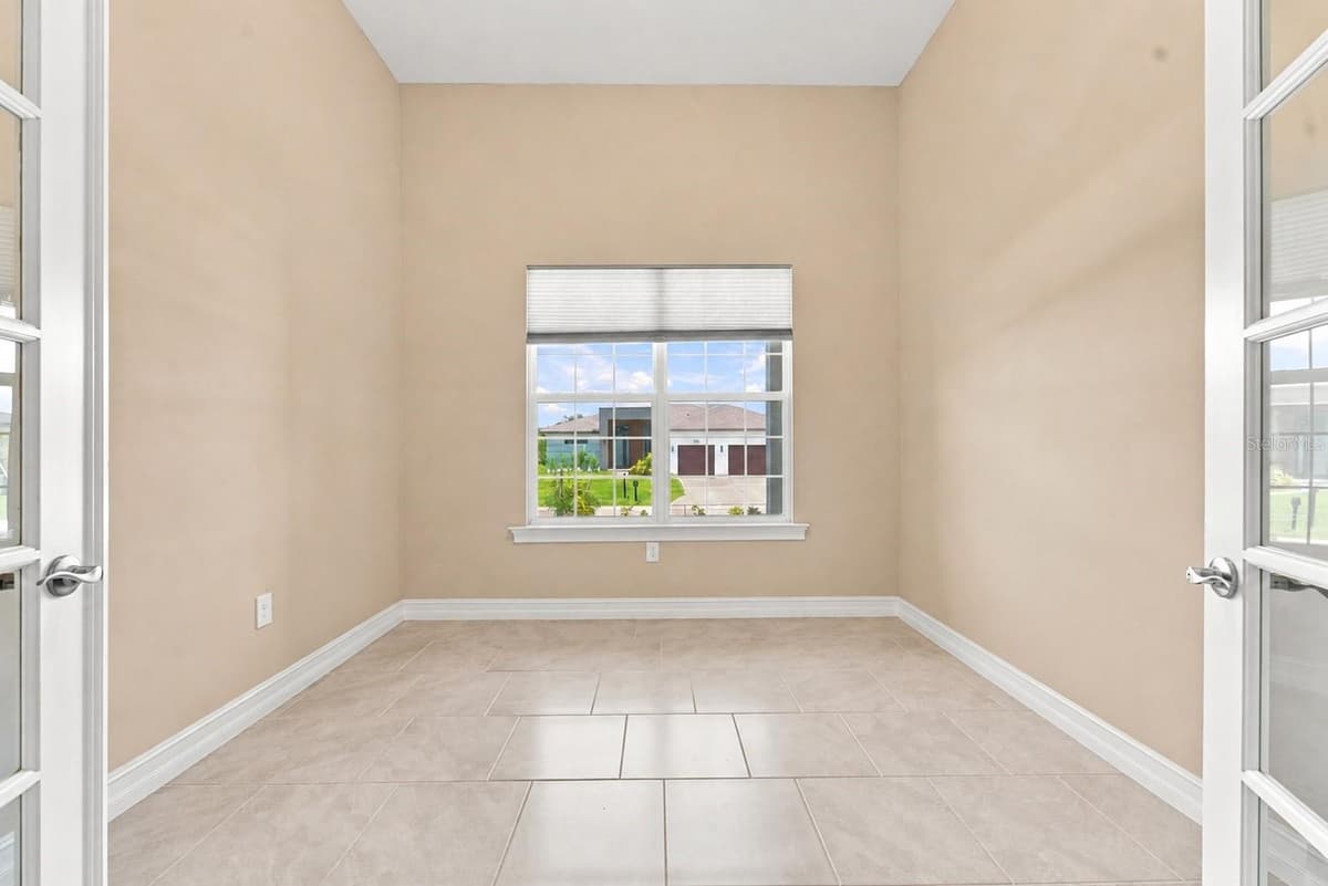 14193 FORT MYERS AVENUE — photo 8 of 25