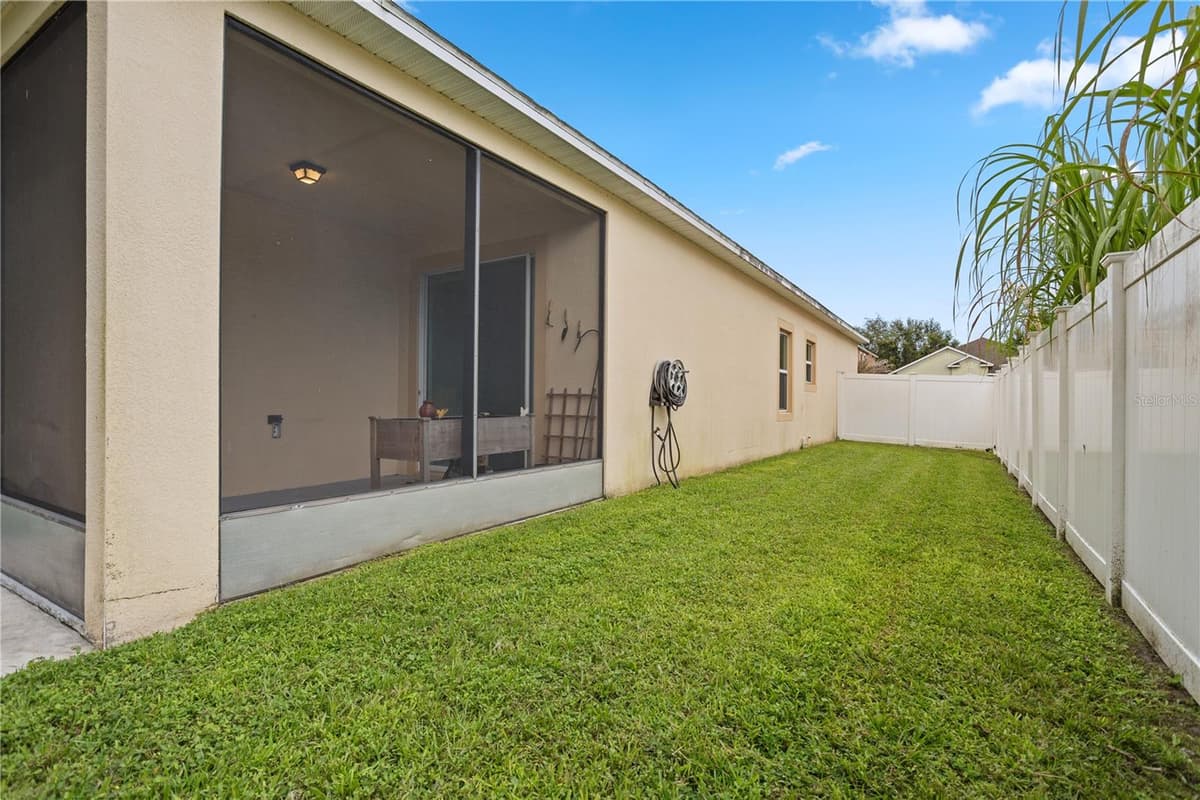 2916 MOONSTONE BEND — photo 32 of 37