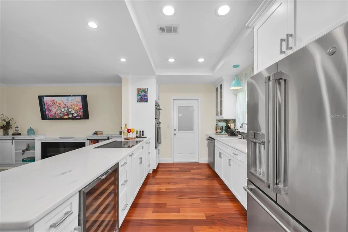 1901 MARLIN DRIVE — photo 13 of 71