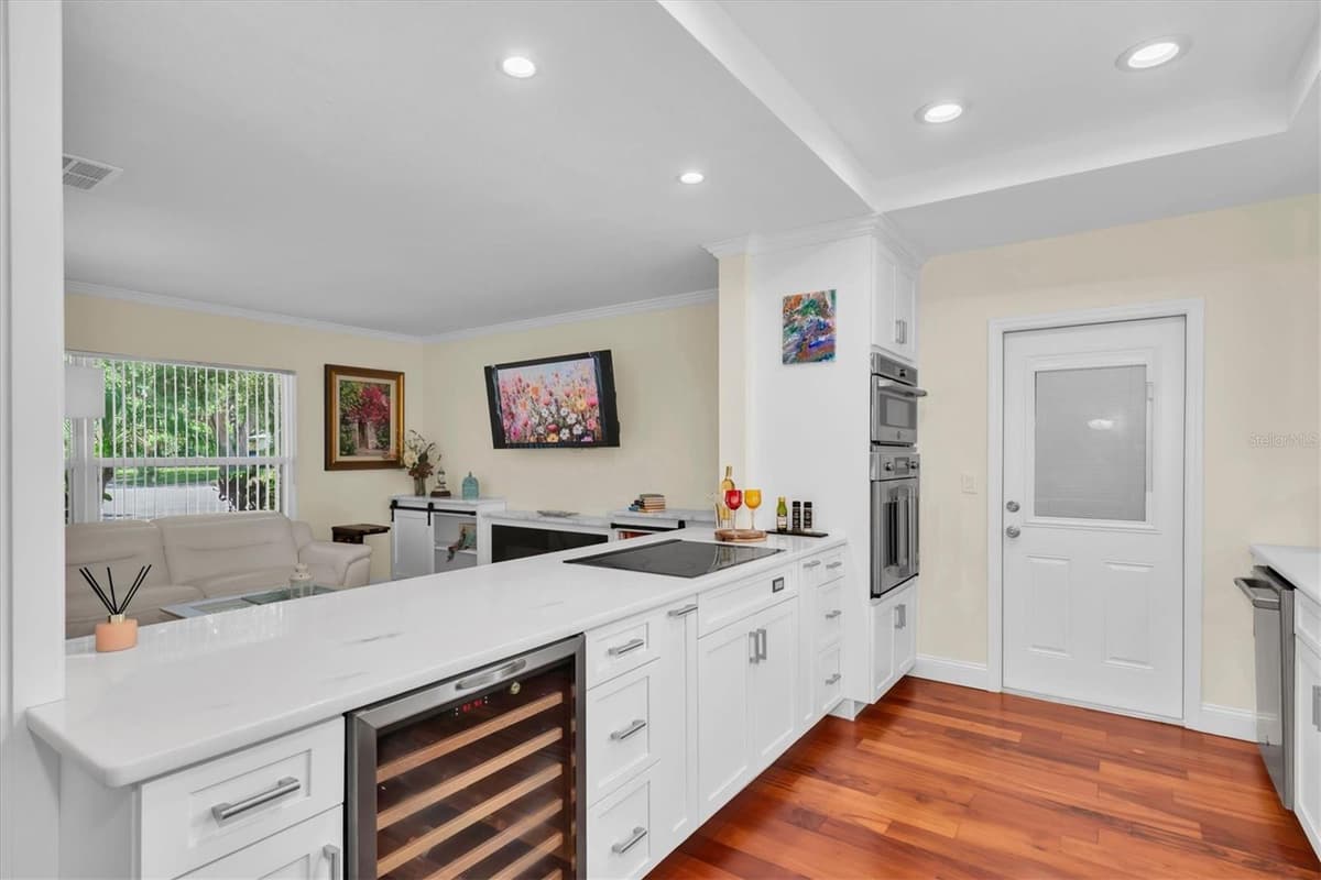 1901 MARLIN DRIVE — photo 12 of 71