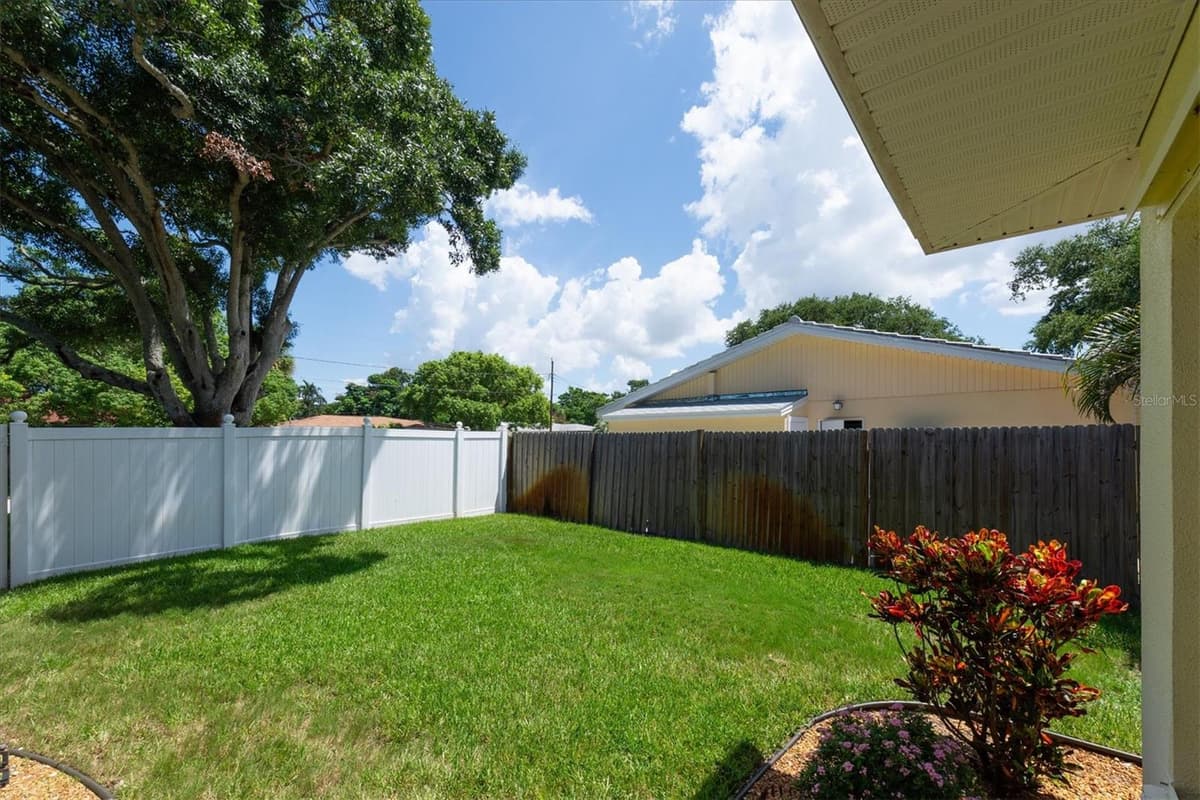 1901 MARLIN DRIVE — photo 42 of 71