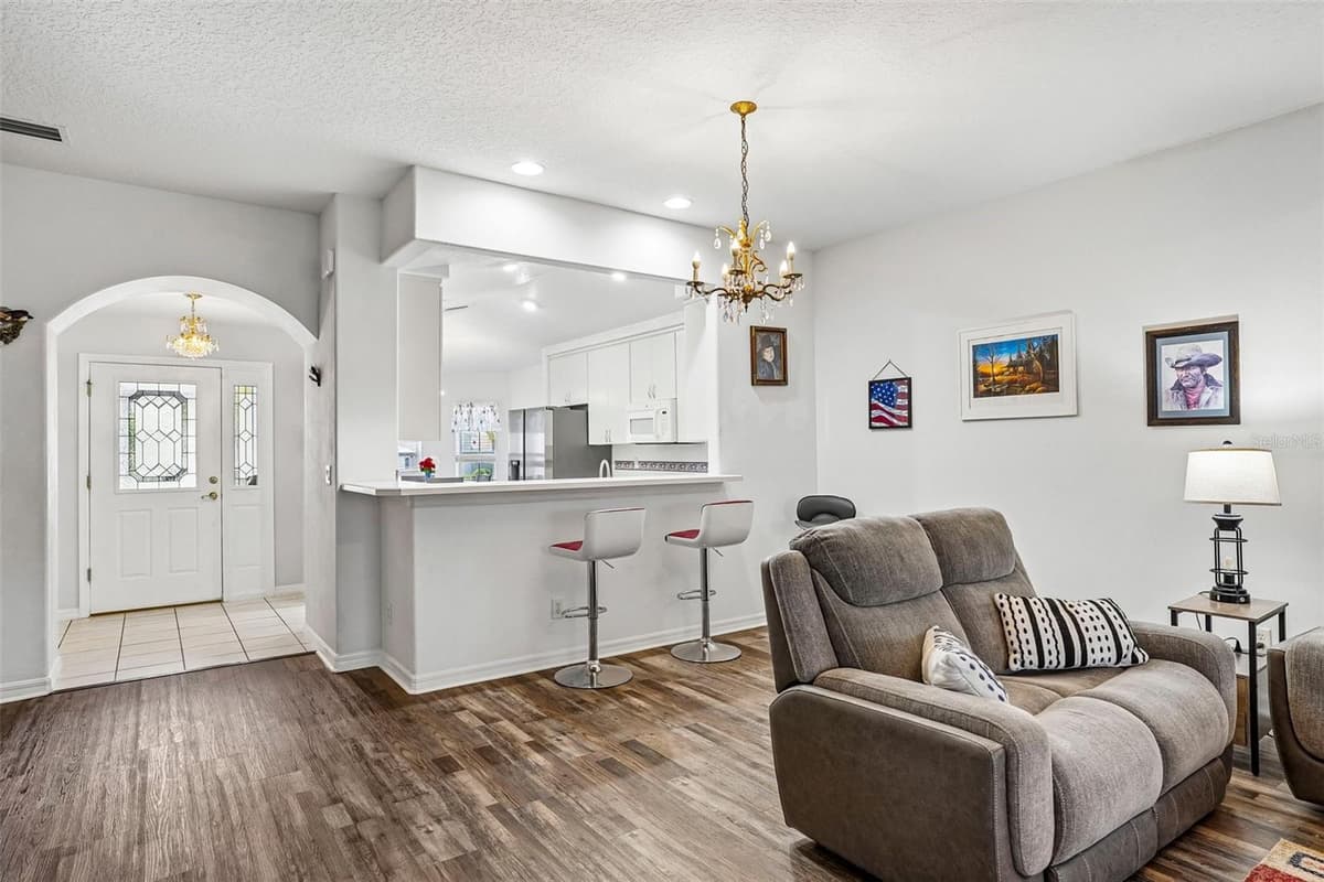 5964 BRITTANIA BOULEVARD — photo 6 of 37