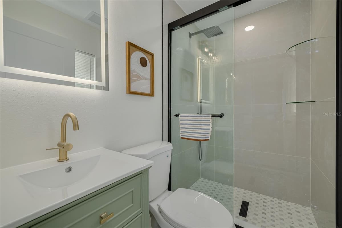 1673 CAMBRIDGE DRIVE — photo 14 of 34