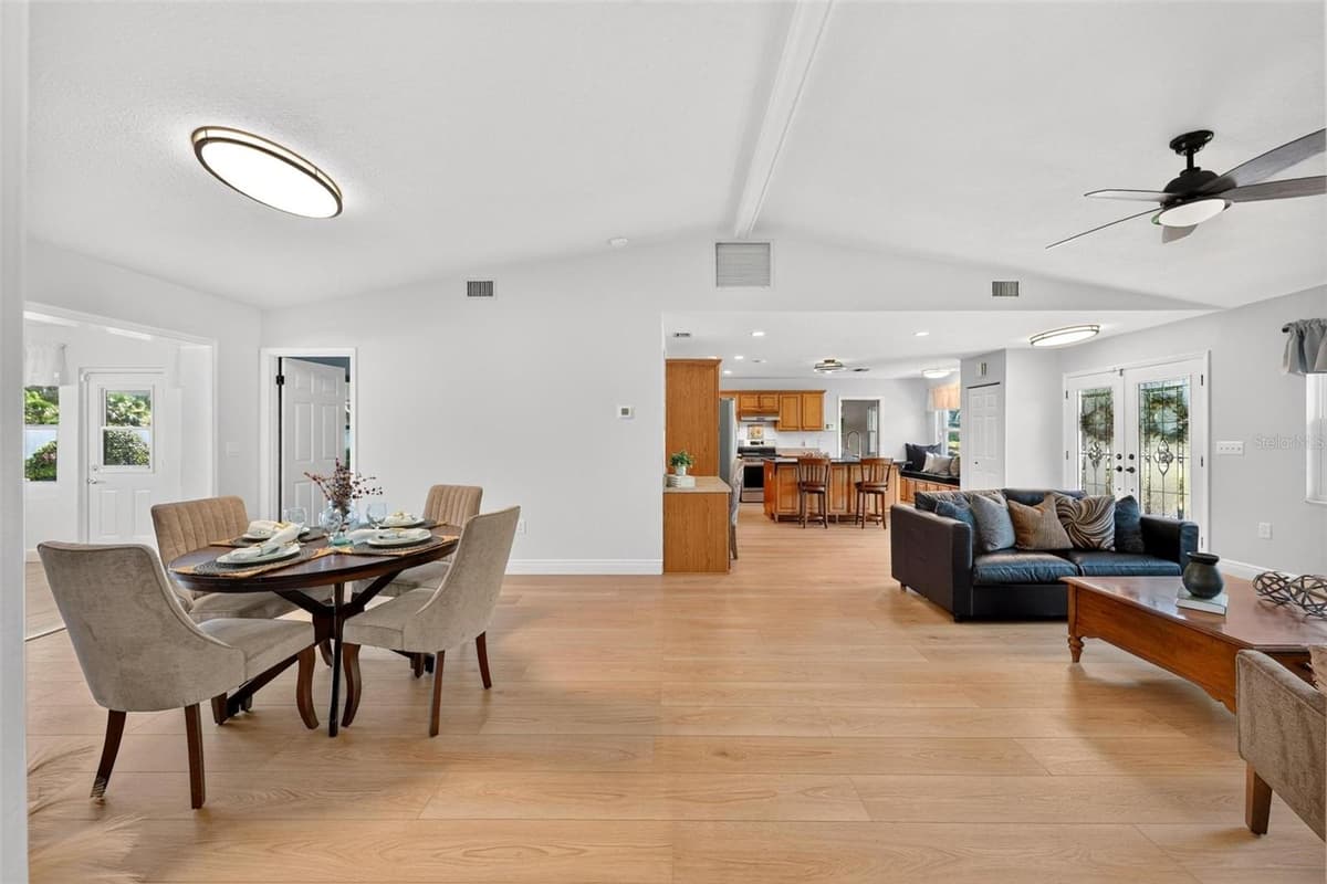 39036 ROSE STREET — photo 7 of 55