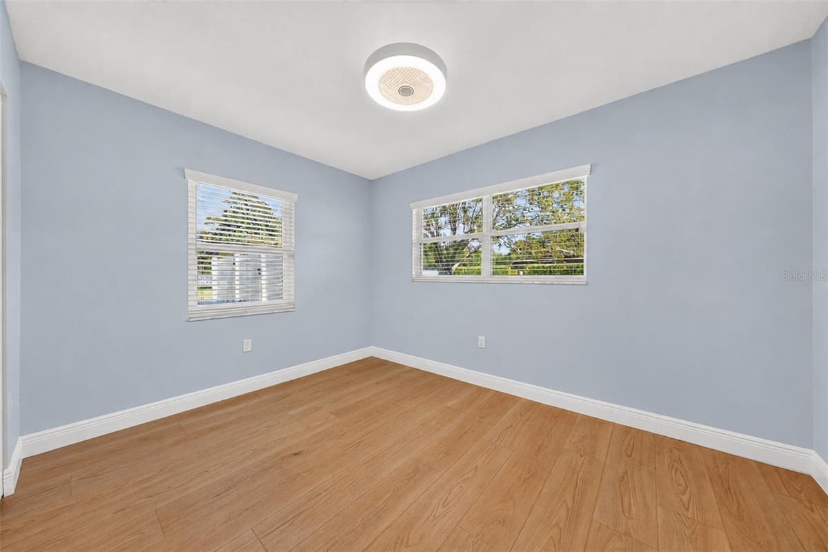39036 ROSE STREET — photo 22 of 55