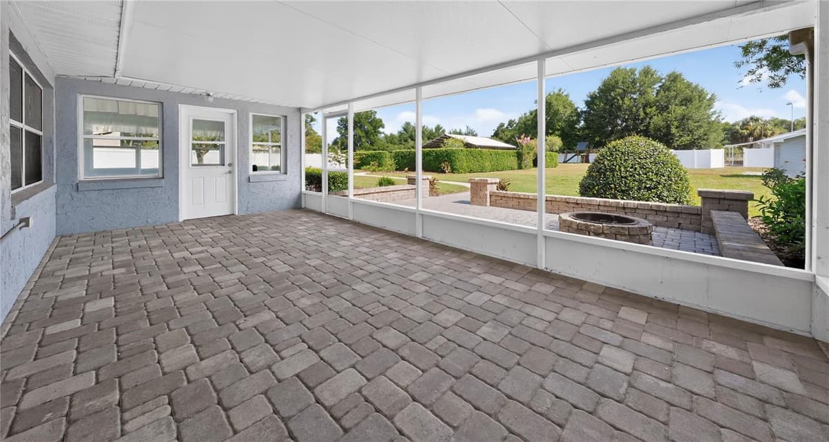 39036 ROSE STREET — photo 27 of 55