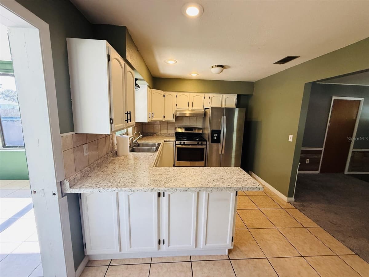 39048 BLUE JAY AVENUE — photo 23 of 30