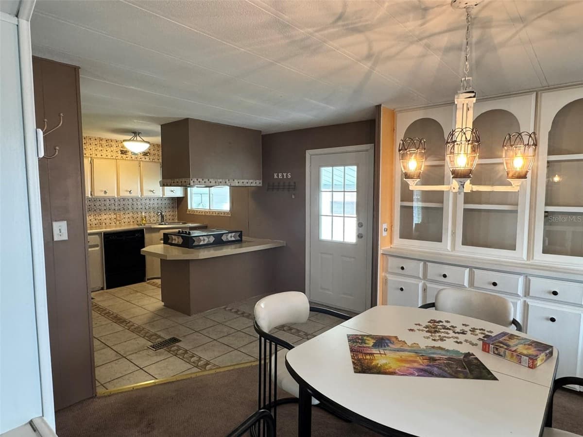 12501 ULMERTON ROAD — photo 10 of 36