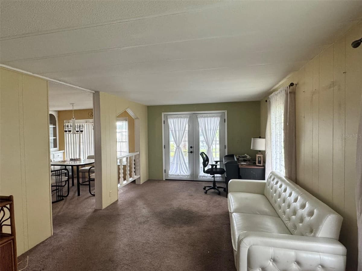 12501 ULMERTON ROAD — photo 11 of 36