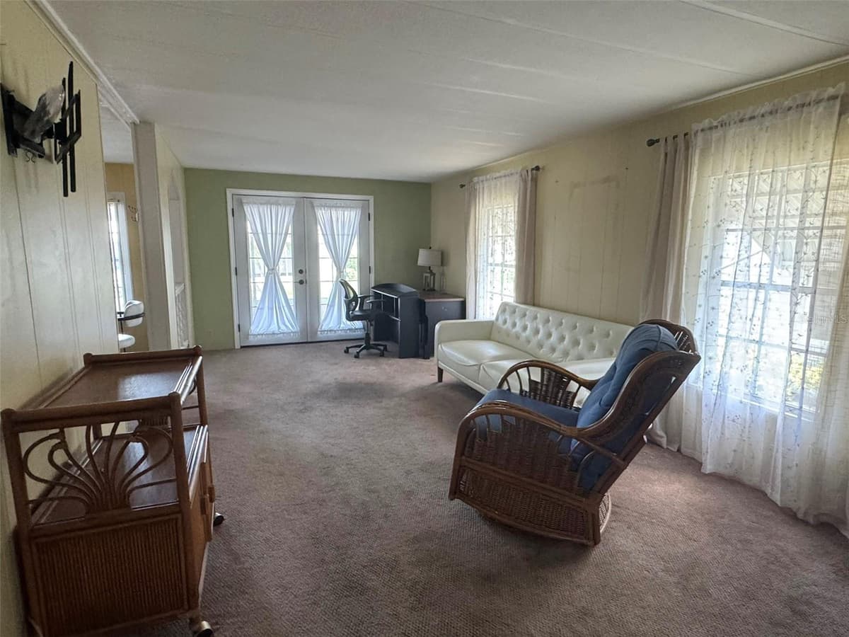 12501 ULMERTON ROAD — photo 12 of 36