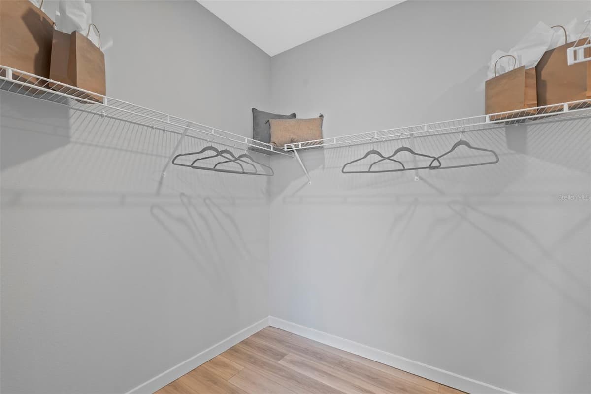 19 PERSEUS AVENUE — photo 21 of 36