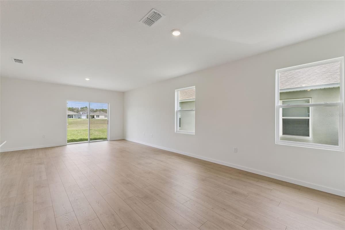 1908 HOWARD MESA DRIVE — photo 4 of 61