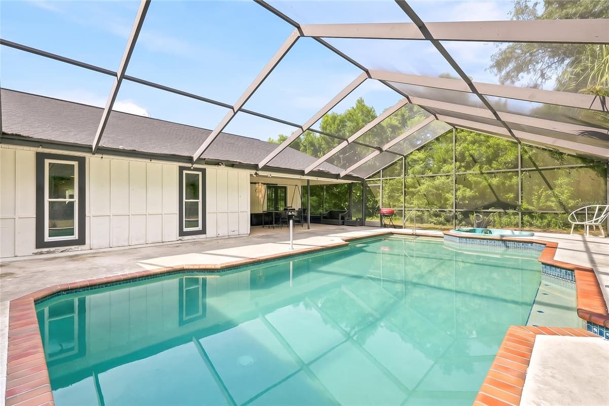 2112 MEADOW LARK ROAD — photo 47 of 53