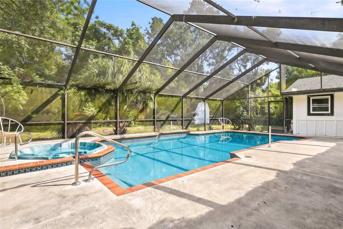 2112 MEADOW LARK ROAD — photo 43 of 53