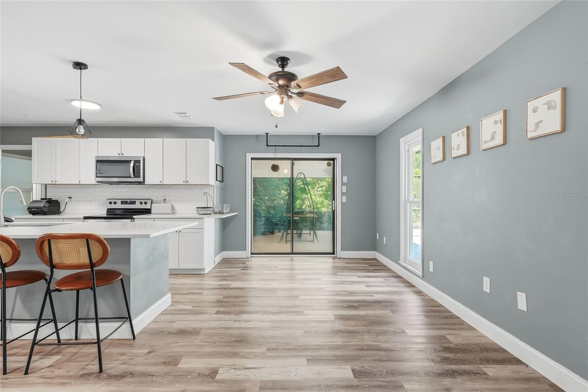 2112 MEADOW LARK ROAD — photo 19 of 53