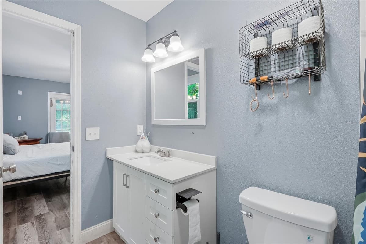 2112 MEADOW LARK ROAD — photo 30 of 53