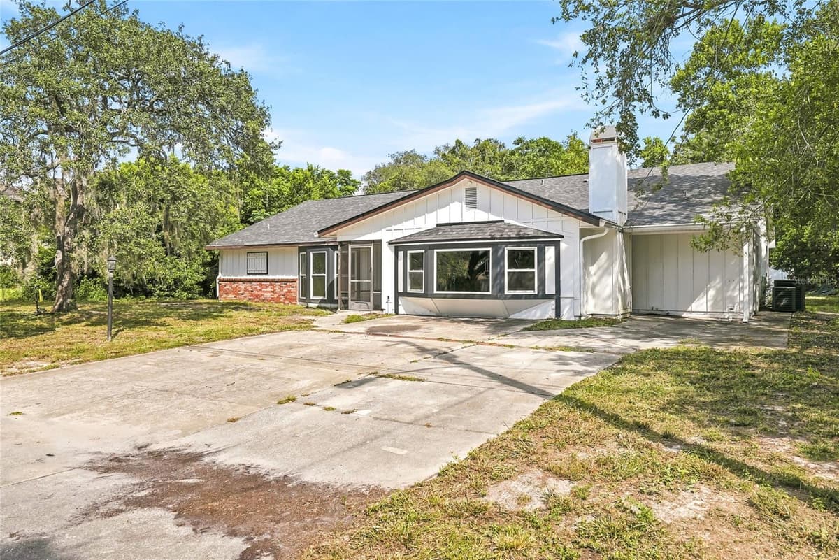 2112 MEADOW LARK ROAD — photo 5 of 53