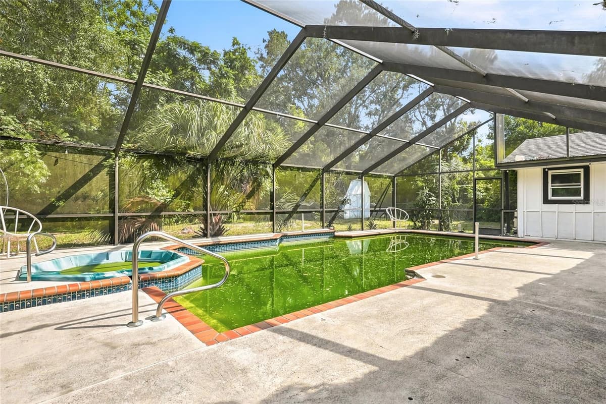 2112 MEADOW LARK ROAD — photo 42 of 53